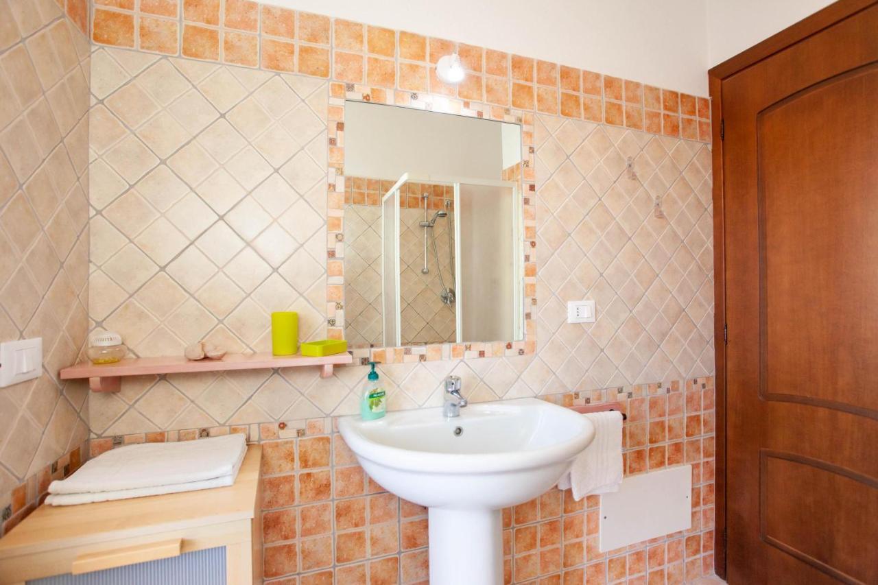 Casa Antonella Apartment Orosei Luaran gambar